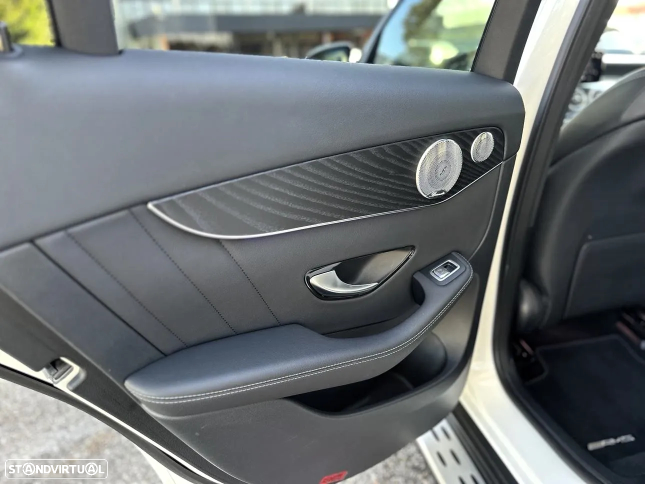 Mercedes-Benz GLC 300 de 4Matic - 30