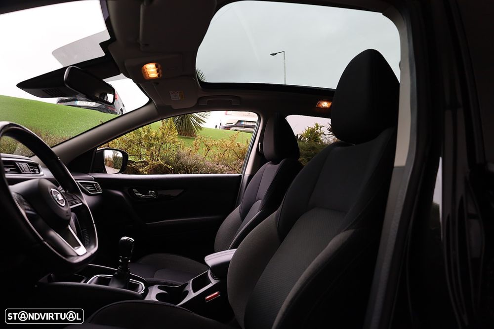 Nissan Qashqai 1.5 dCi N-Connecta J18 - 50