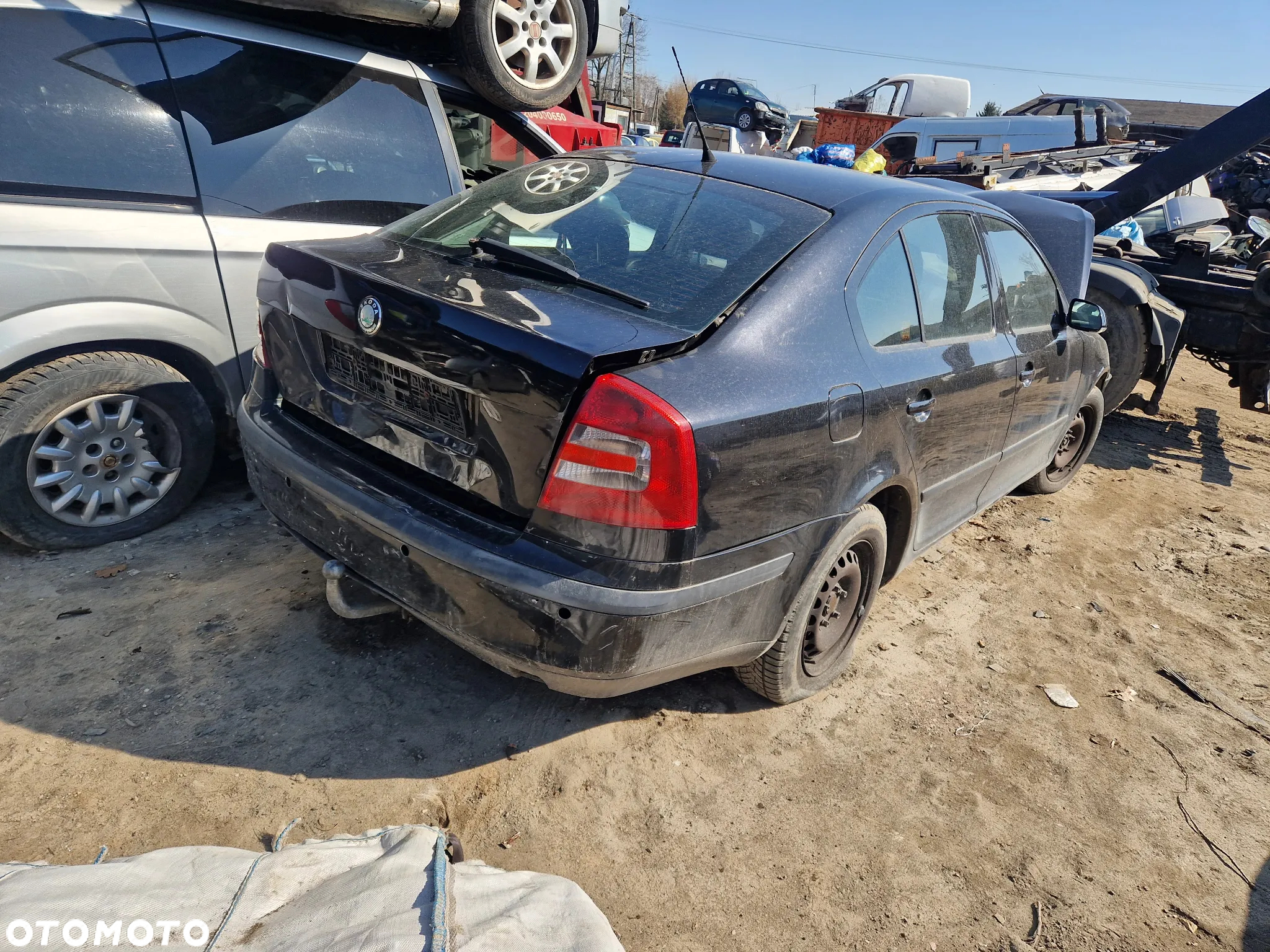 skoda octavia II fotel kanapa deska kokpit podsufitka boczek podłokietnik licznik panel szyb - 4