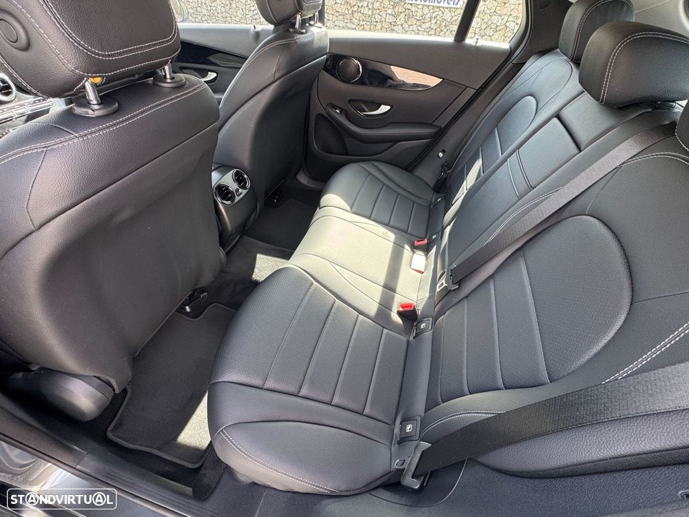 Mercedes-Benz GLC 250 d Coupé AMG Line 4-Matic - 13