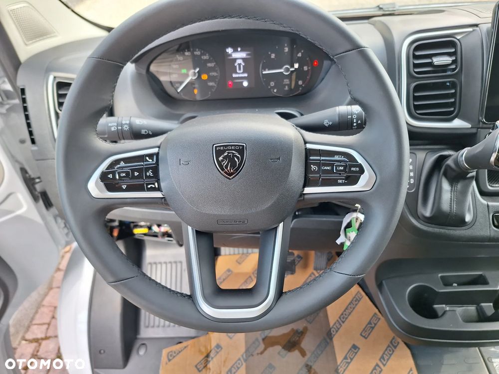 Peugeot Boxer Furgon L4H3 - 11