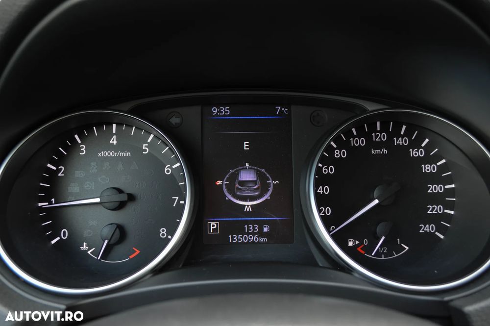 Nissan Qashqai 1.3 DIG-T DCT N-CONNECTA - 6