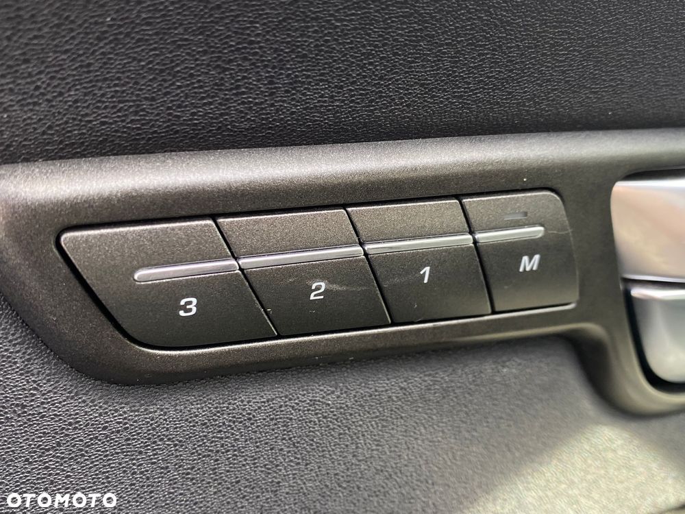 Land Rover Range Rover Evoque 2.0TD4 SE - 24