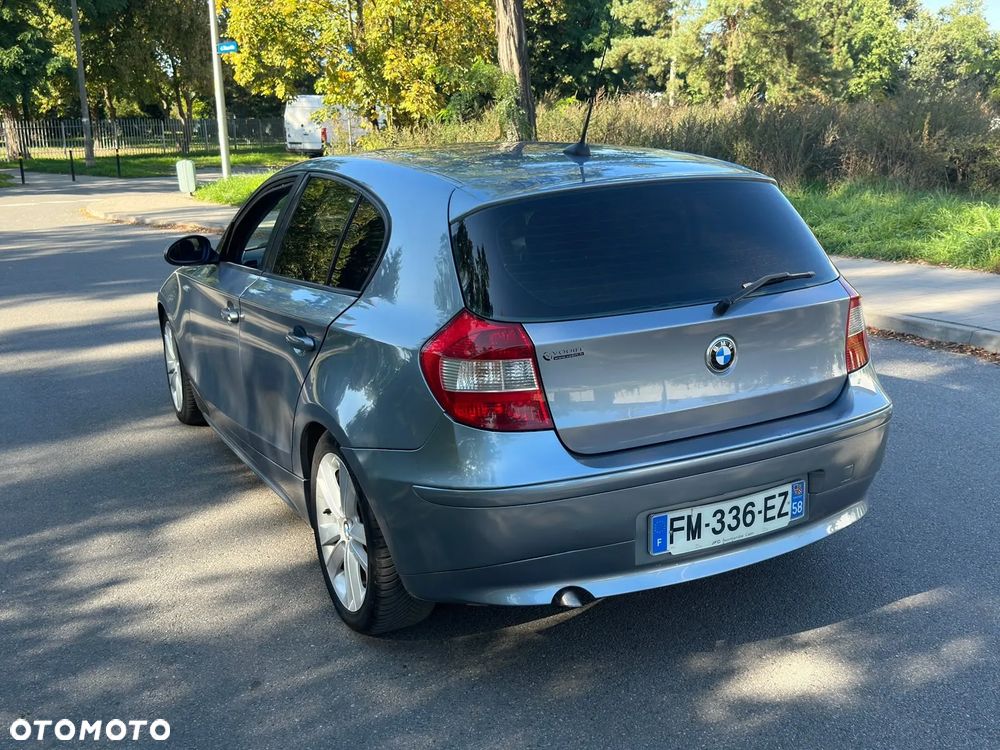 BMW Seria 1 118d DPF - 12