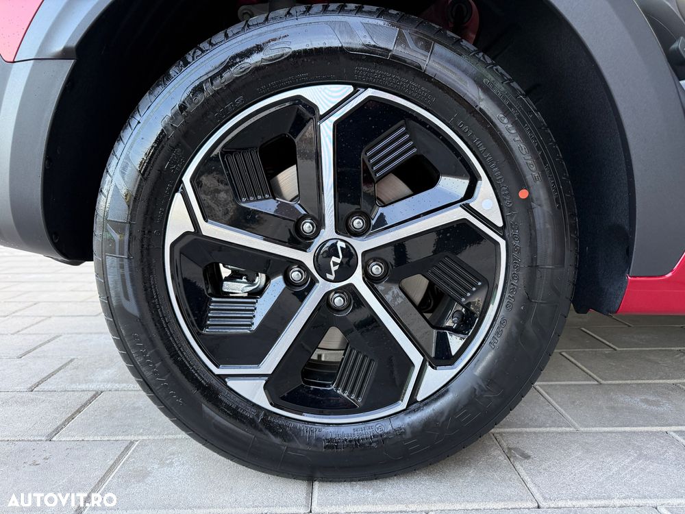 Kia Niro 1.6 GDI HEV 2WD OPF Aut. Core - 24