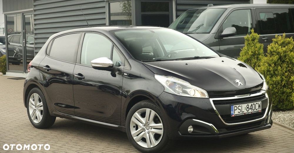 Peugeot 208 - 3