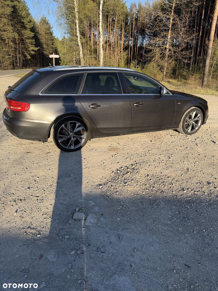 Audi A4 Avant - 4