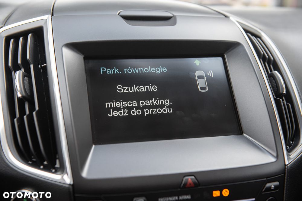 Ford S-Max 2.0 TDCi Allrad Business - 25