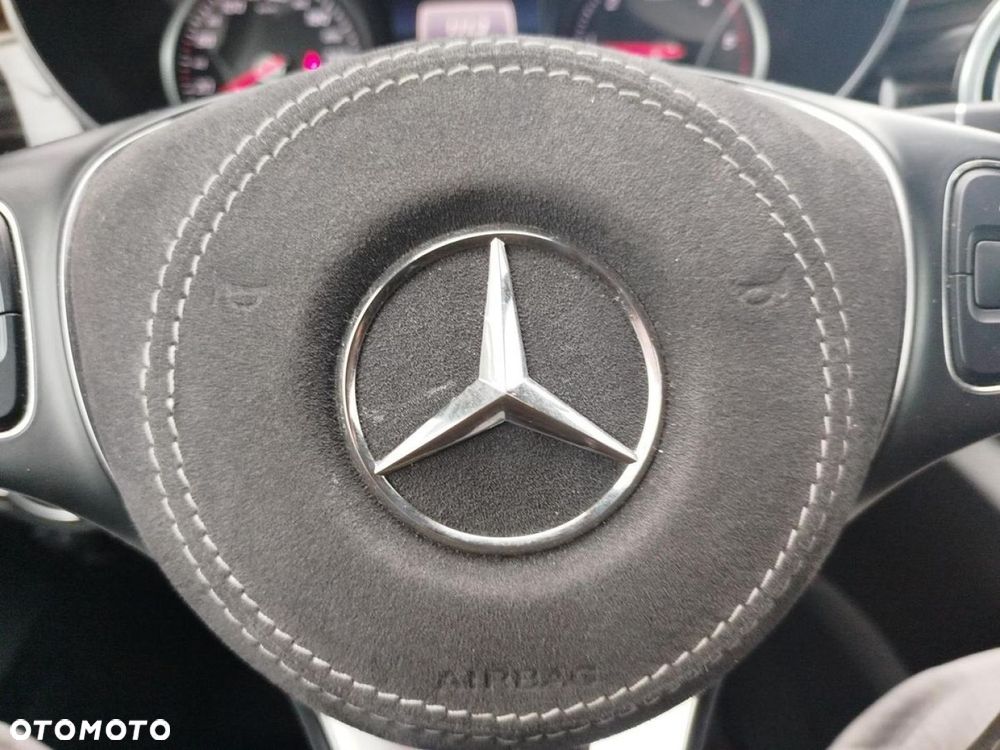 Mercedes-Benz Klasa V - 15