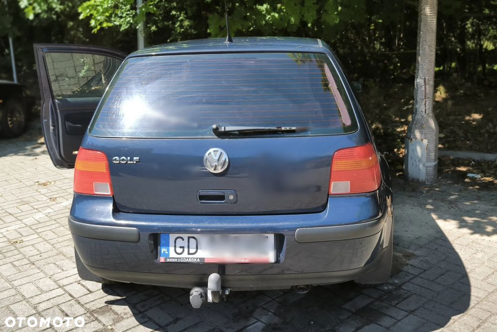 Volkswagen Golf - 5
