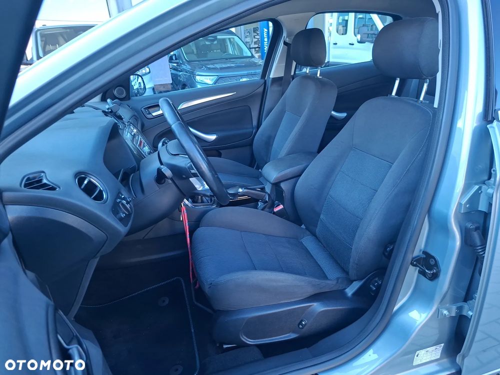 Ford Mondeo 2.0 TDCi Titanium - 33