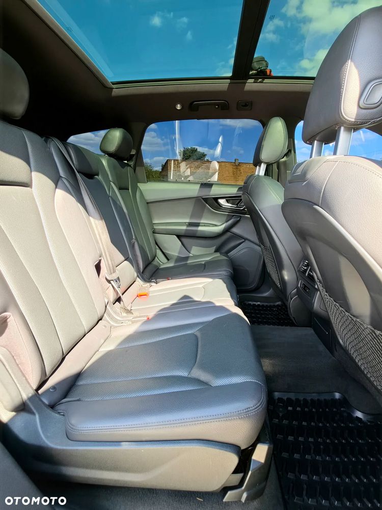 Audi Q7 3.0 TFSI Quattro Tiptronic - 22