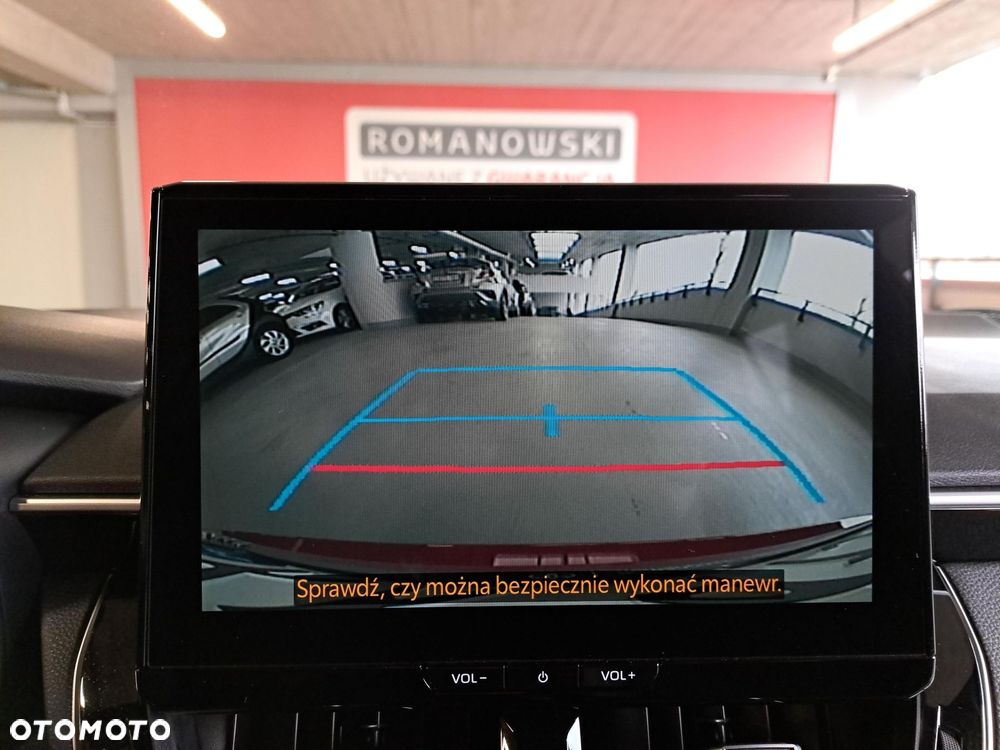 Toyota Corolla 2.0 Hybrid Style - 17