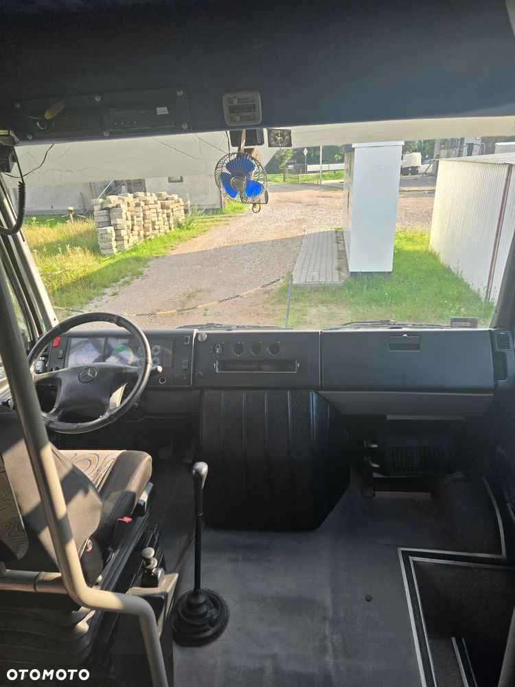 Mercedes-Benz Vario - 24