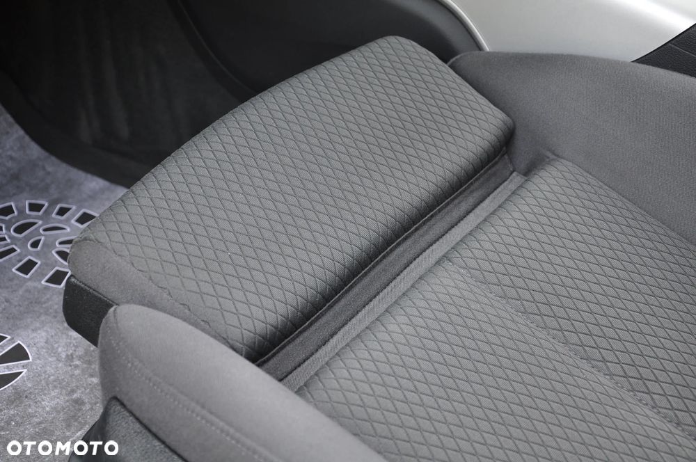 Audi A6 Avant 2.0 TDI Ultra DPF S tronic - 15