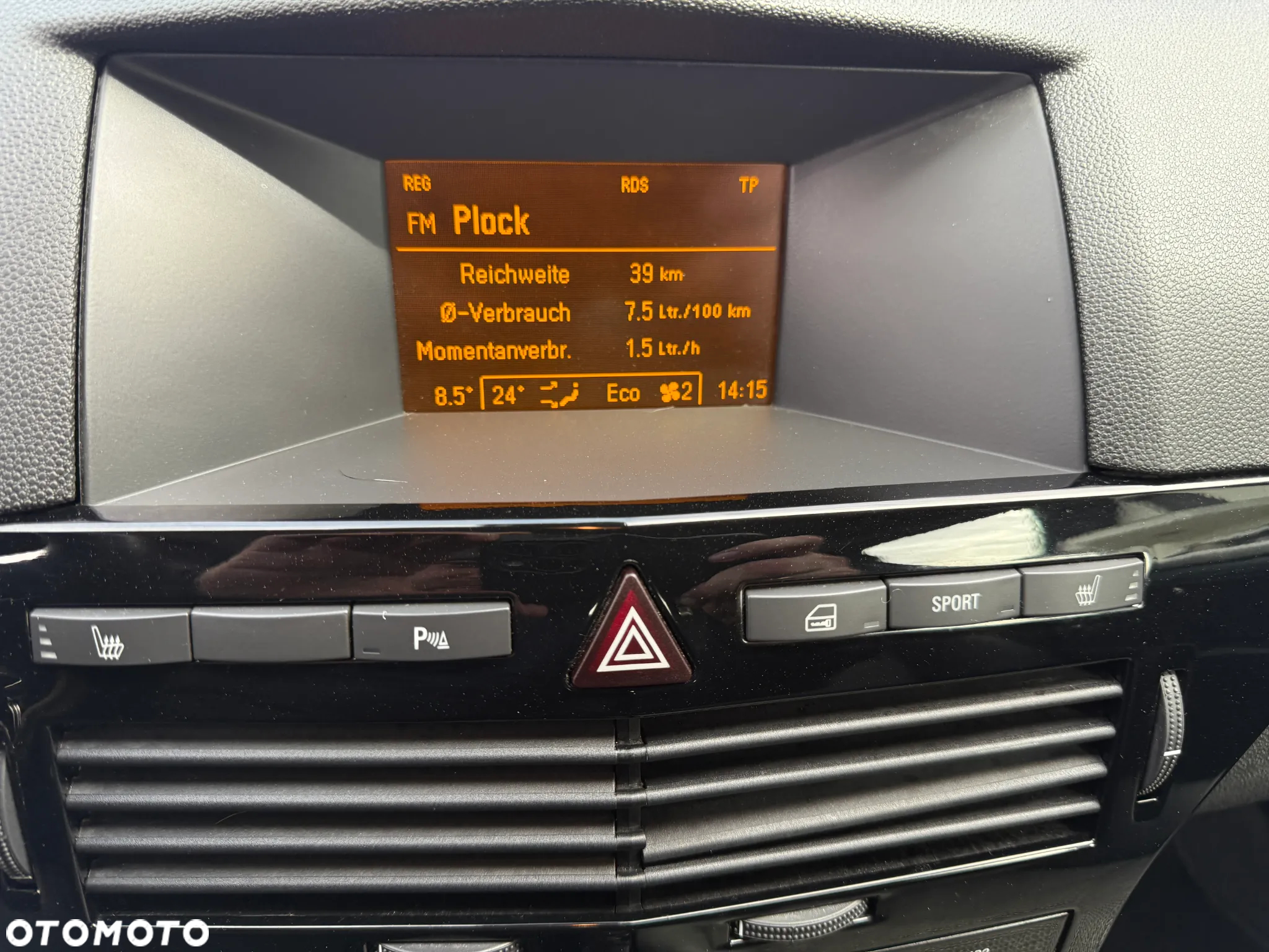 Opel Astra III GTC 1.6 Cosmo - 28