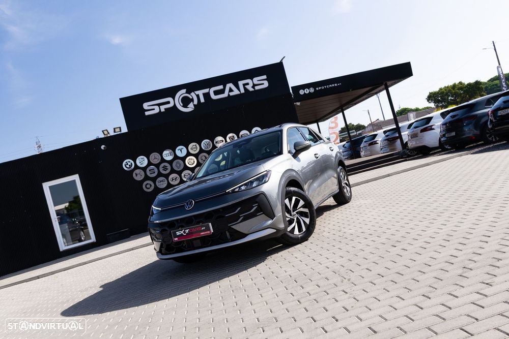 VW T-Roc 1.5 eTSI Trend DSG - 1