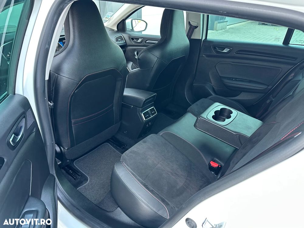 Renault Megane E-TECH Plug-in 160 R.S. LINE - 14