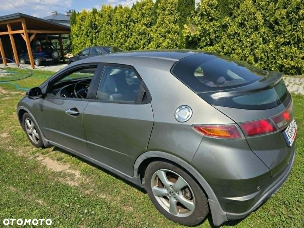Honda Civic 1.4i-DSi Sport - 4