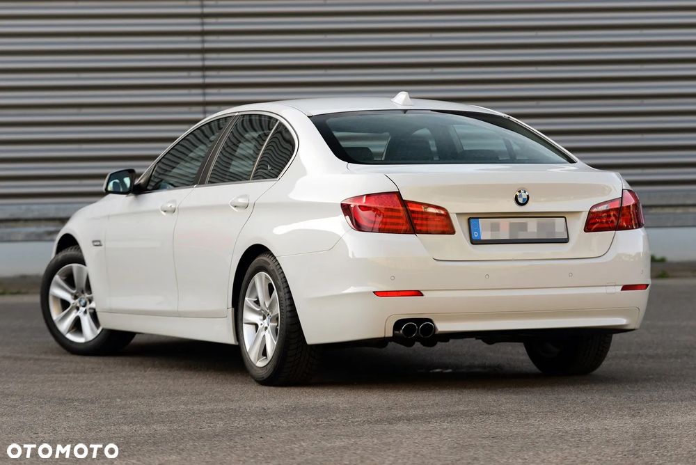 BMW Seria 5 520d - 11