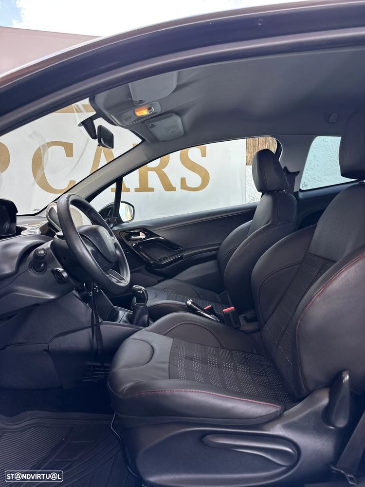 Peugeot 208 HDi 68 Access - 14