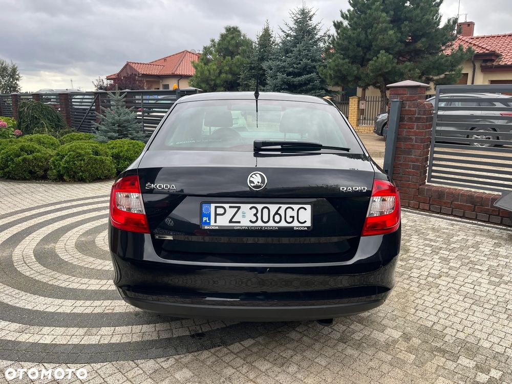 Skoda RAPID Spb 1.2 TSI Ambition - 12