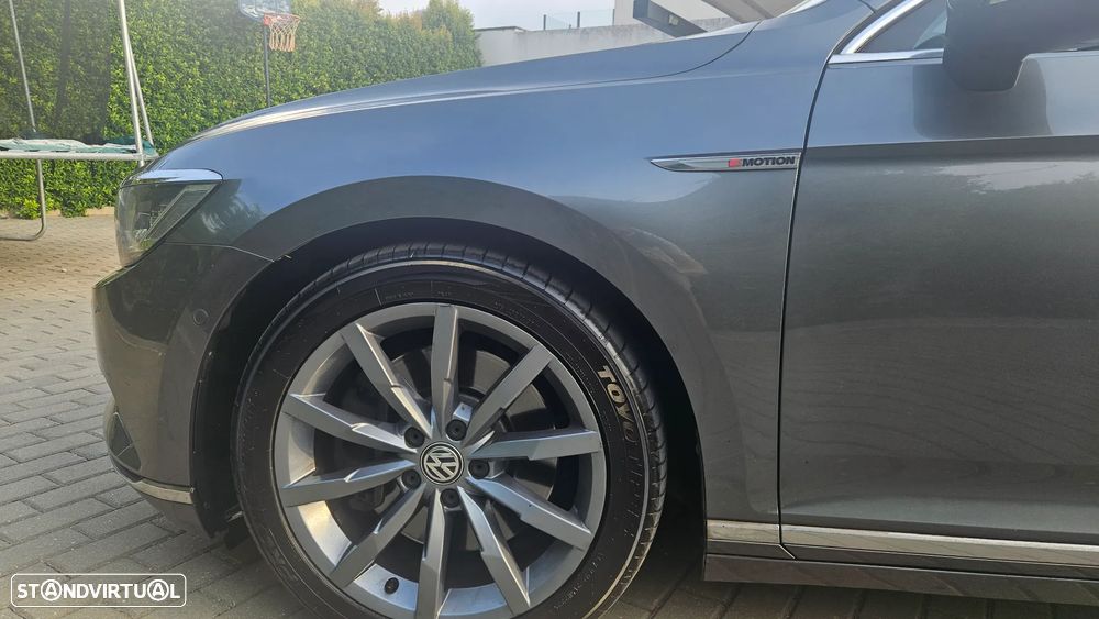 VW Passat Variant 2.0 TDi Highline DSG 4Motion - 5