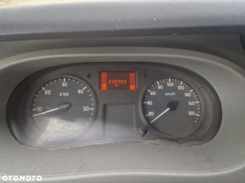 Renault Mascott 3.0 DXI 150KM - 9