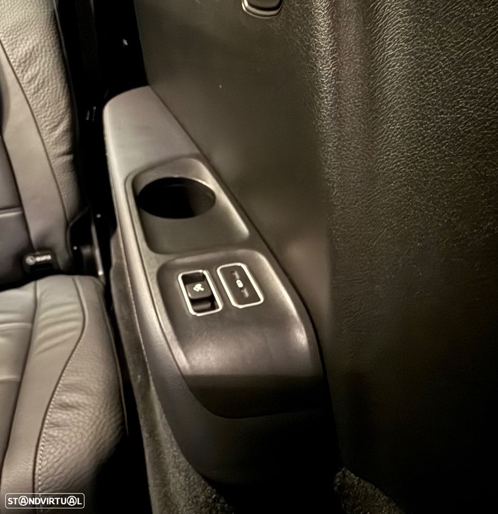 Mercedes-Benz GLS 350 d 4Matic - 38