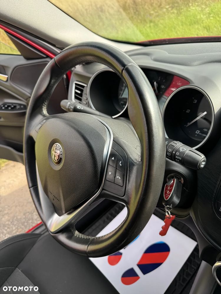Alfa Romeo Giulietta 2.0 JTDM Exclusive EU6 - 24
