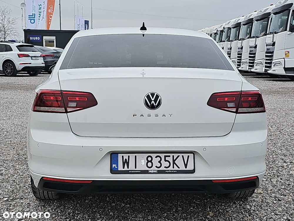 Volkswagen Passat 2.0 TSI Business DSG - 6