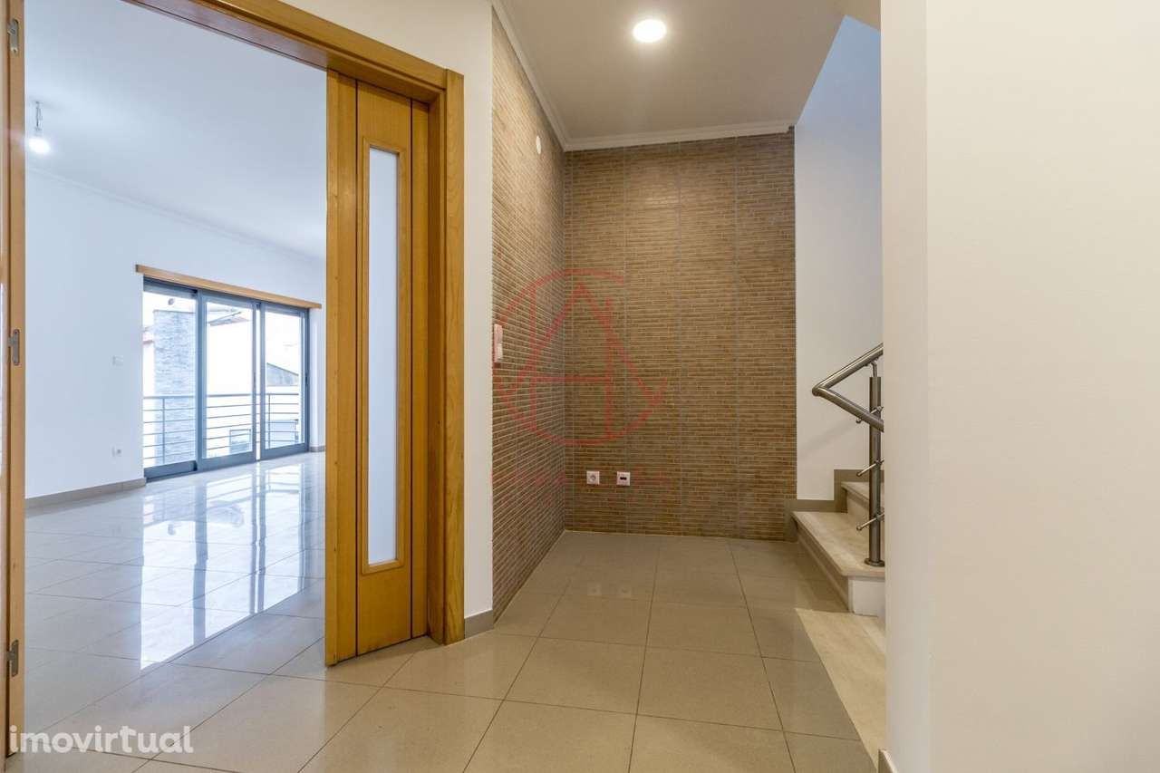 Moradia T5 Feijó - Grande imagem: 5/36