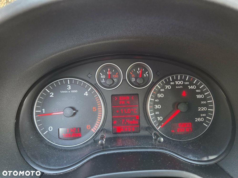 Audi A3 Sportback 2.0 TDI Ambiente S tronic - 9