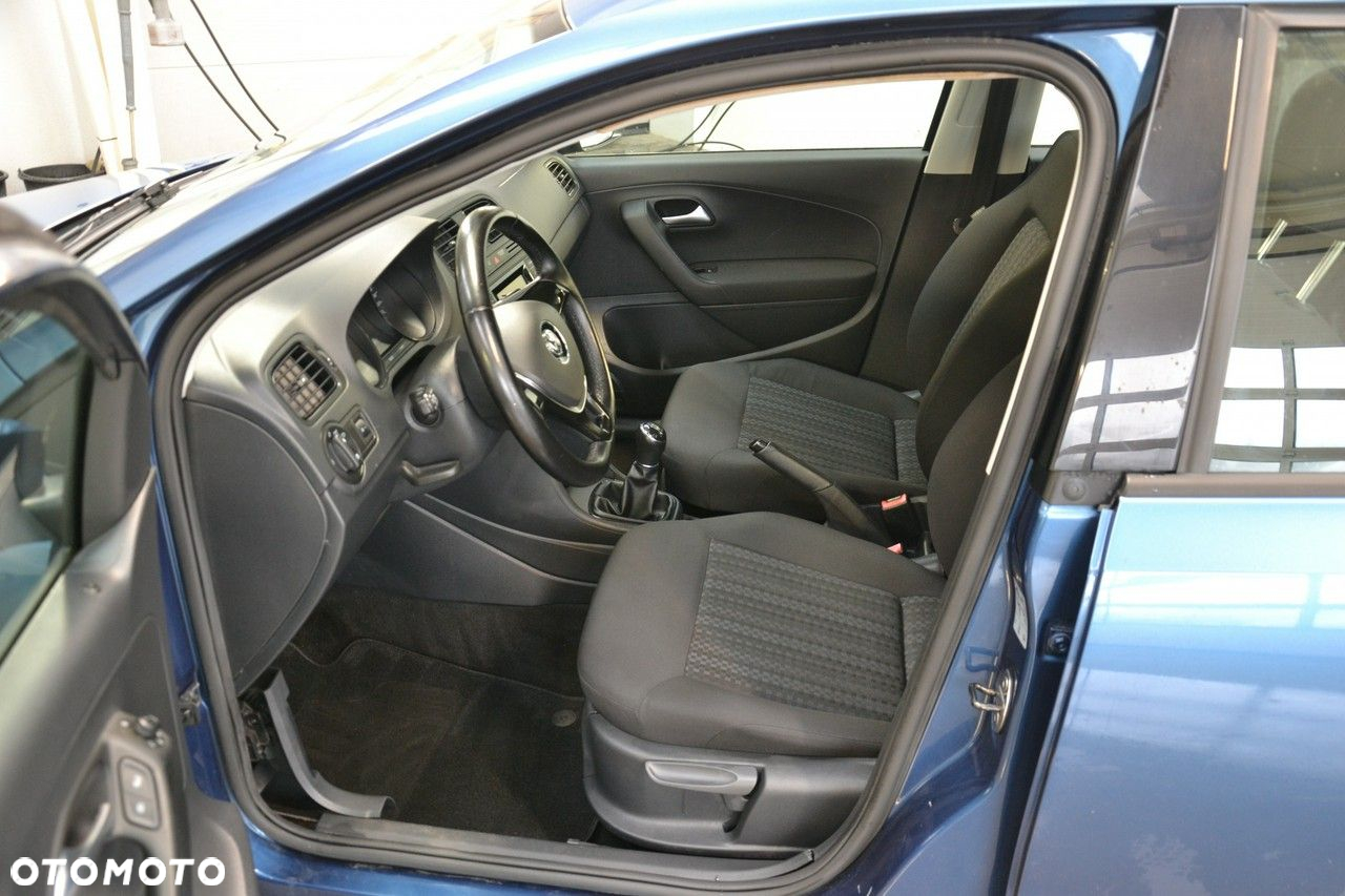 Volkswagen Polo - 22