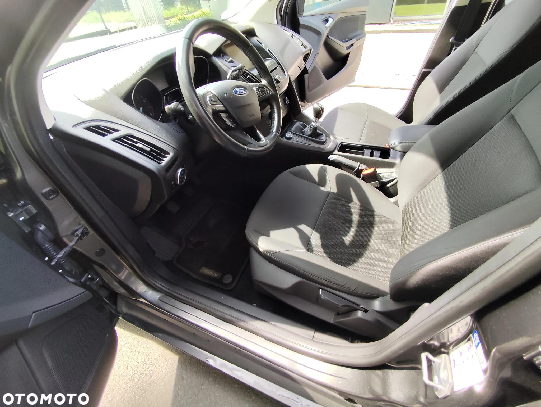 Ford Focus 1.0 EcoBoost Active - 10