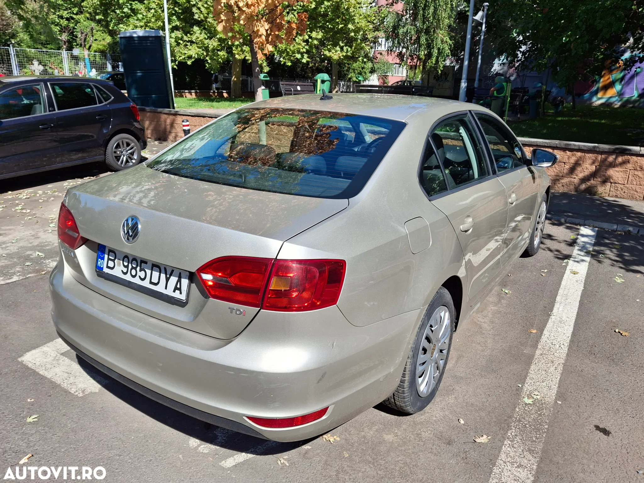 Volkswagen Jetta 1.6 TDI CR DPF Comfortline - 3
