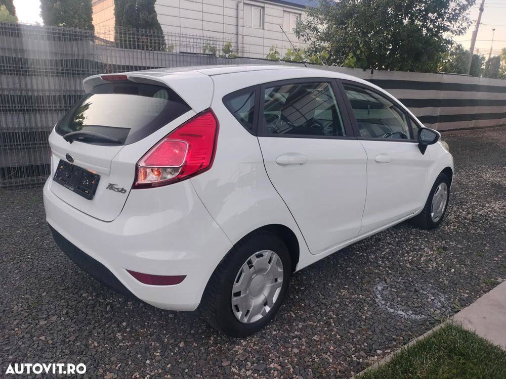 Ford Fiesta - 14