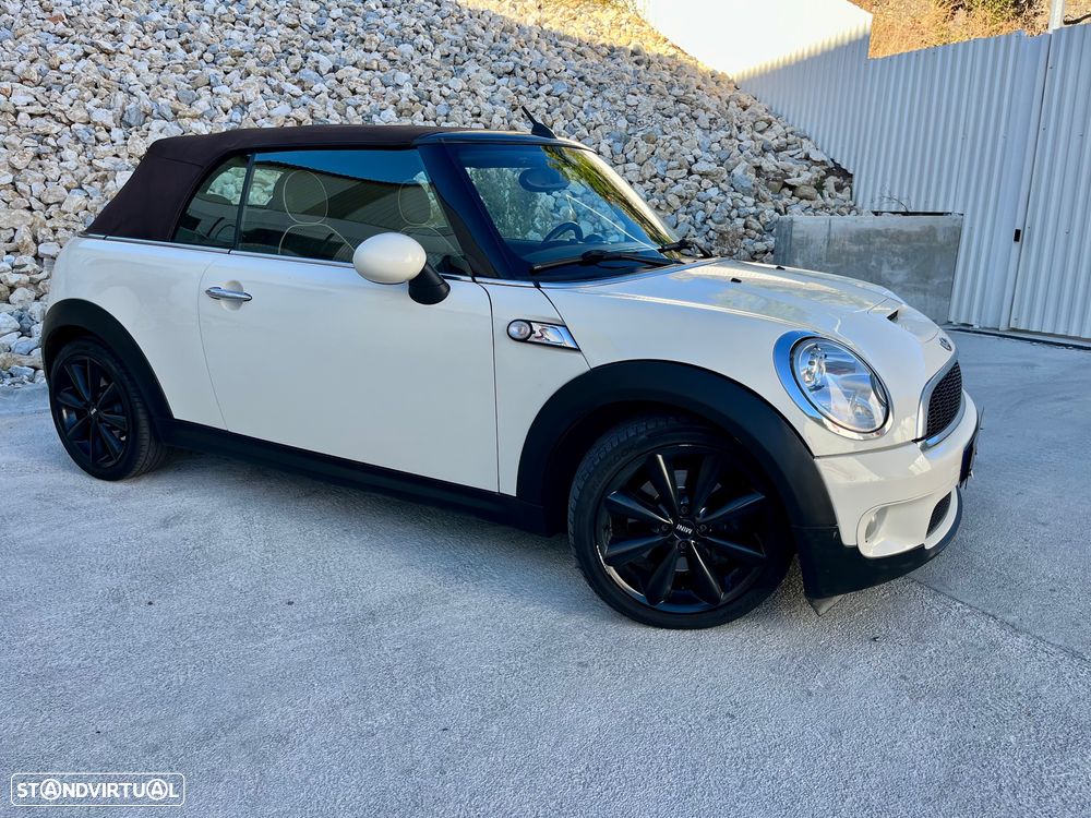 MINI Cabrio Cooper S - 23