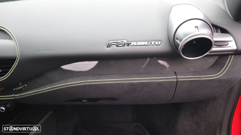 Ferrari F8 Tributo - 32