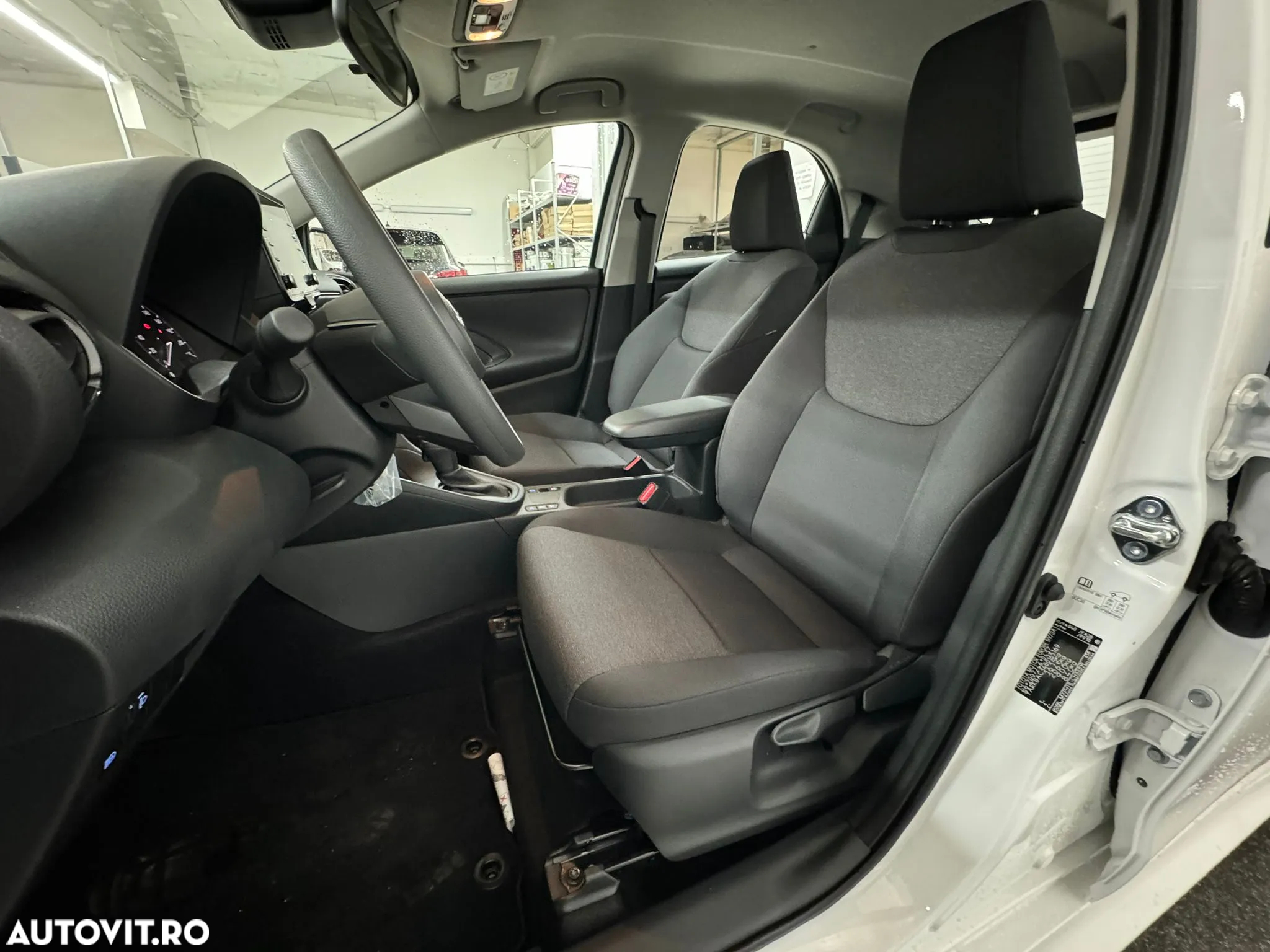 Toyota Yaris 1.5 VVT-i HSD Eco - 13