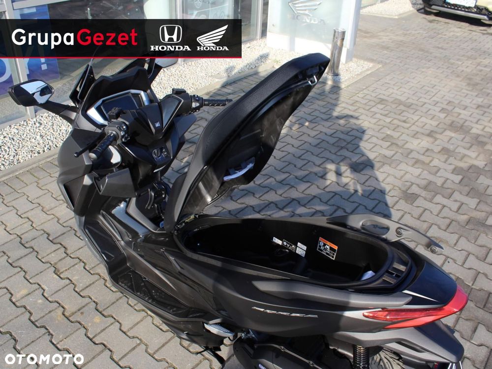 Honda NSS - 14