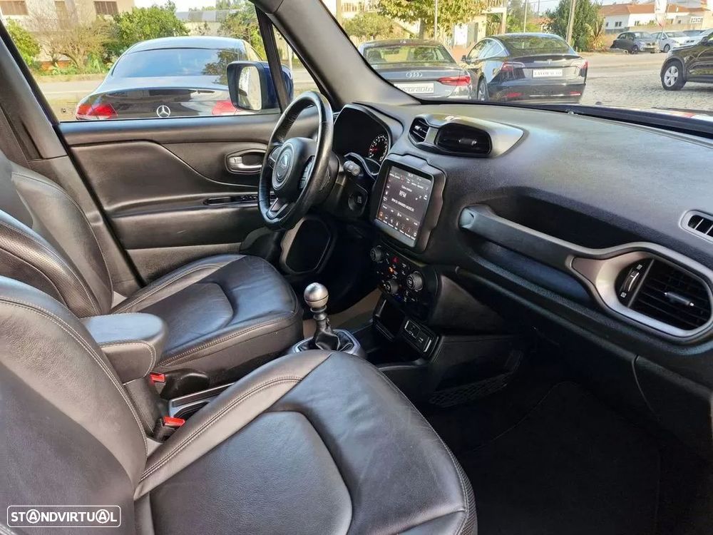 Jeep Renegade 1.0 T Limited - 16