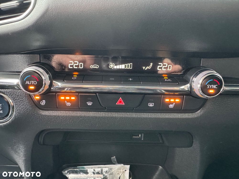 Mazda CX-30 2.0 mHEV Hikari 2WD - 29