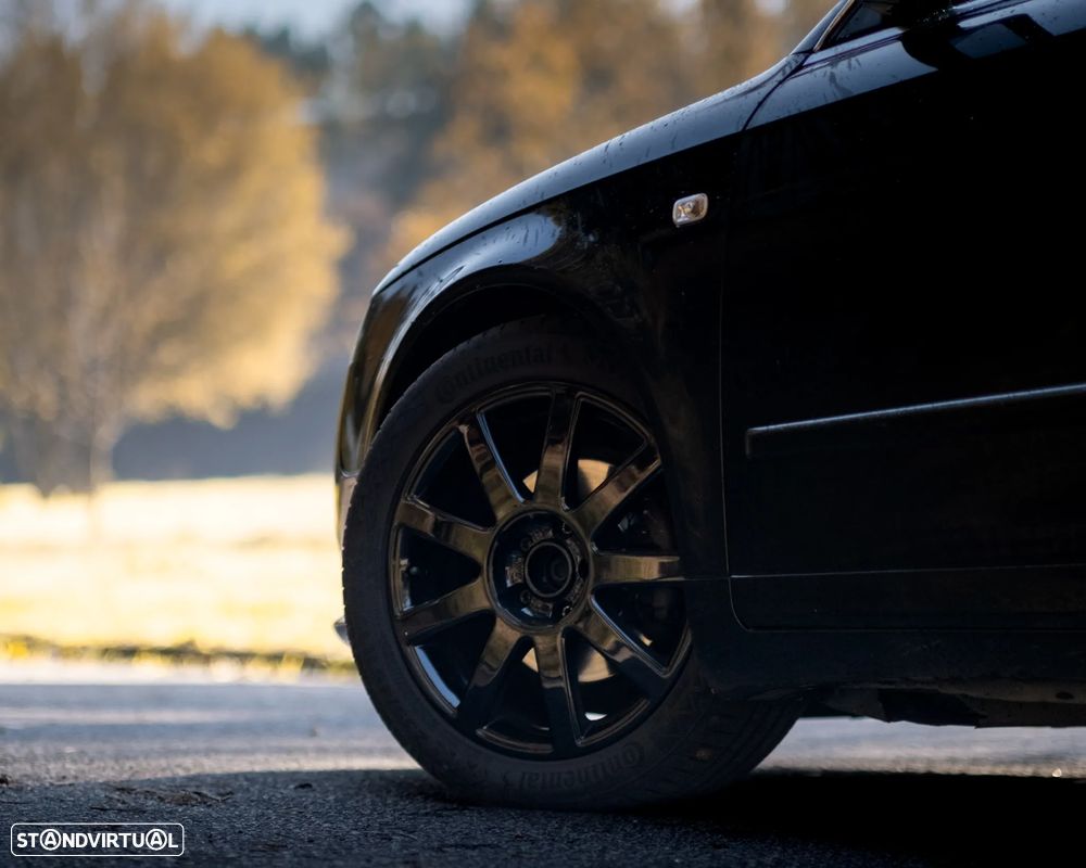 Audi A4 Avant 2.0 TDi S-line - 5