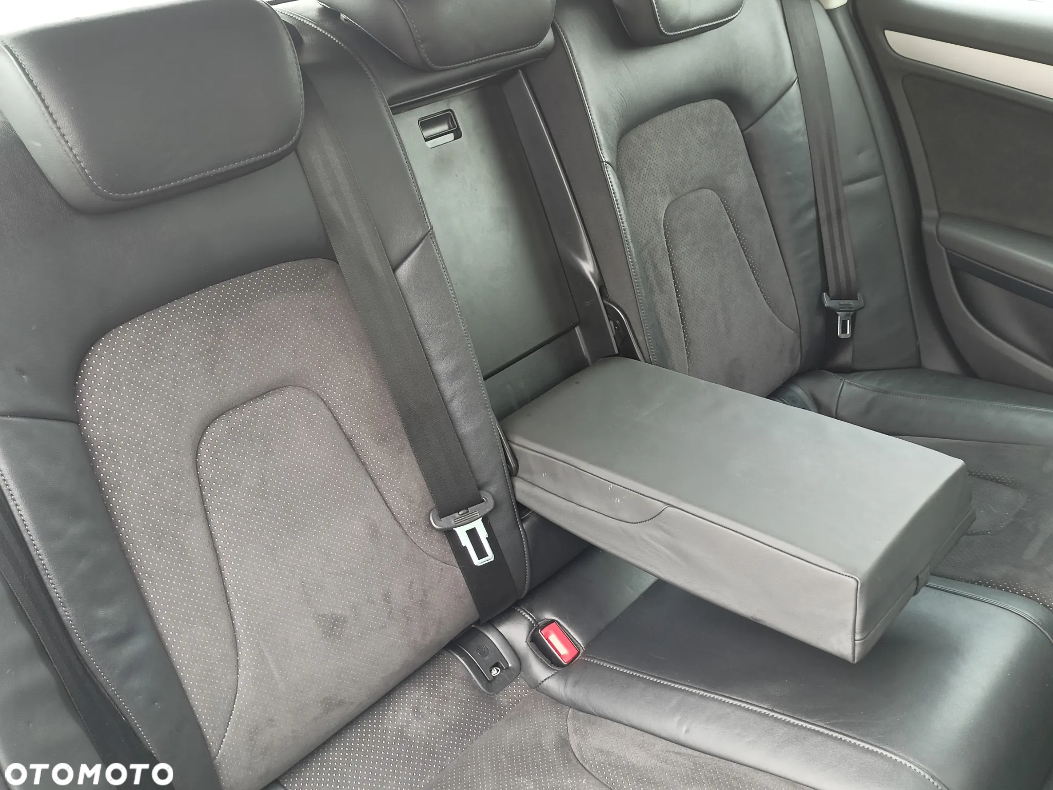 Audi A4 Avant 2.0 TDI DPF quattro S line Sportpaket (plus) - 24