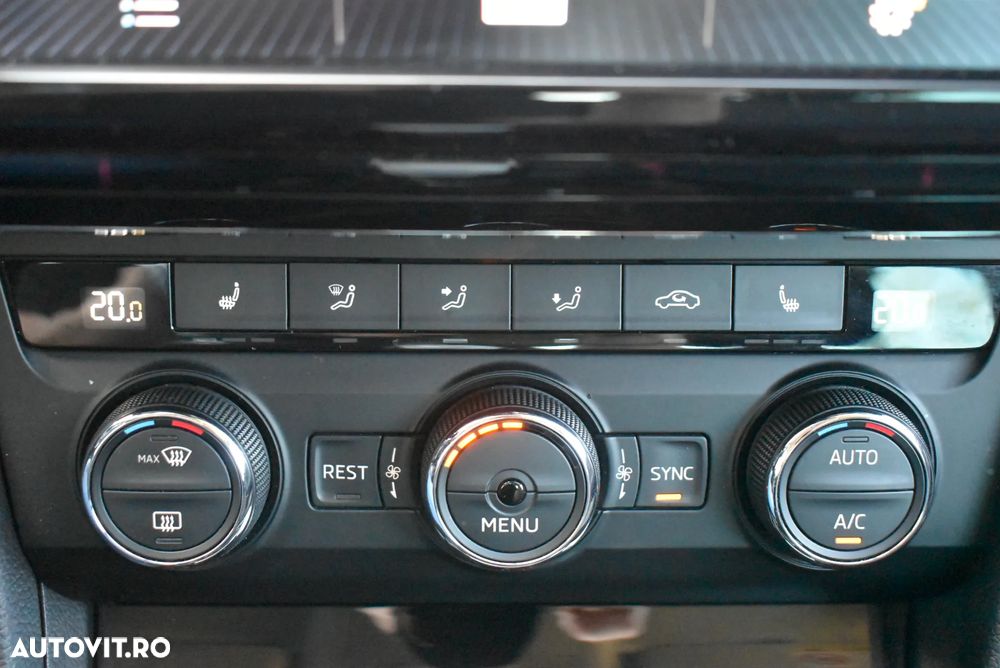 Skoda Superb 2.0 TDI DSG Ambition - 17