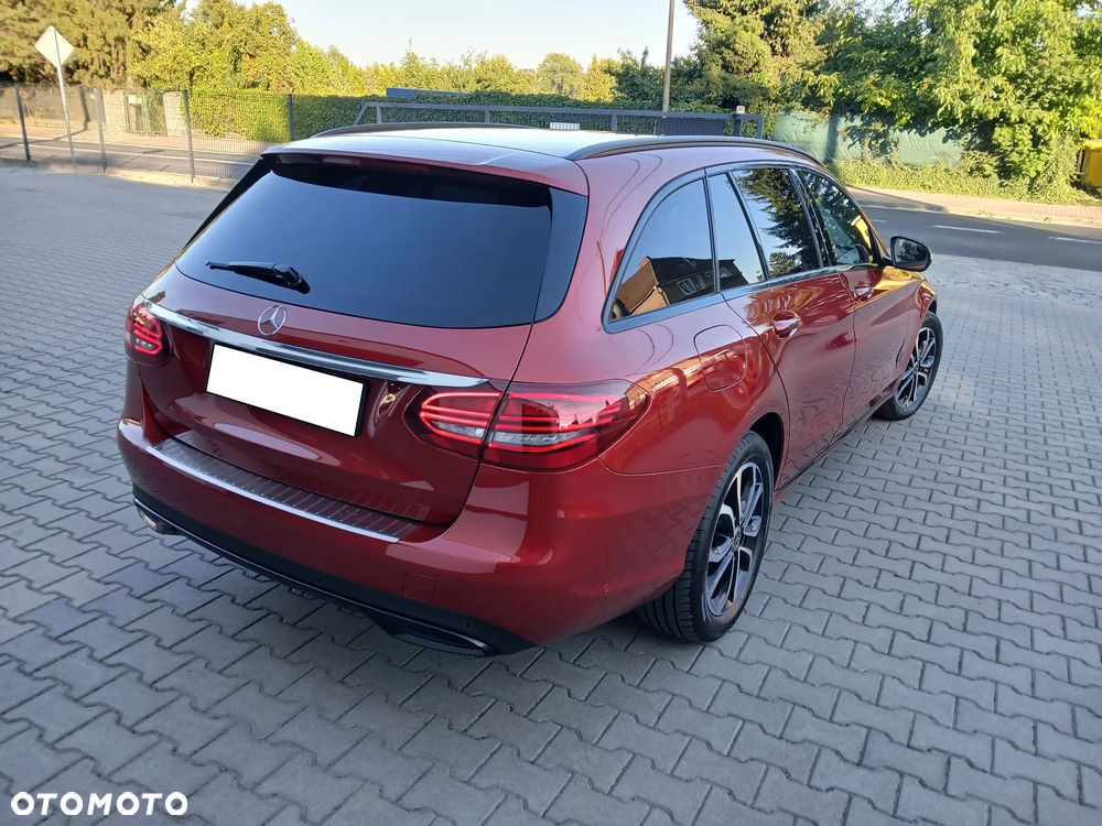 Mercedes-Benz Klasa C 220 d 4MATIC 9G-TRONIC - 34