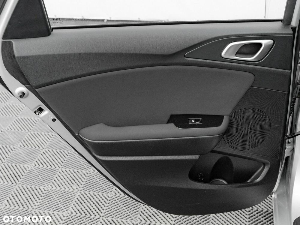 Kia Ceed - 20