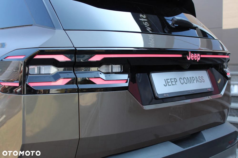 Jeep Compass 1.2 T3 mHEV First Edition FWD DCT - 6