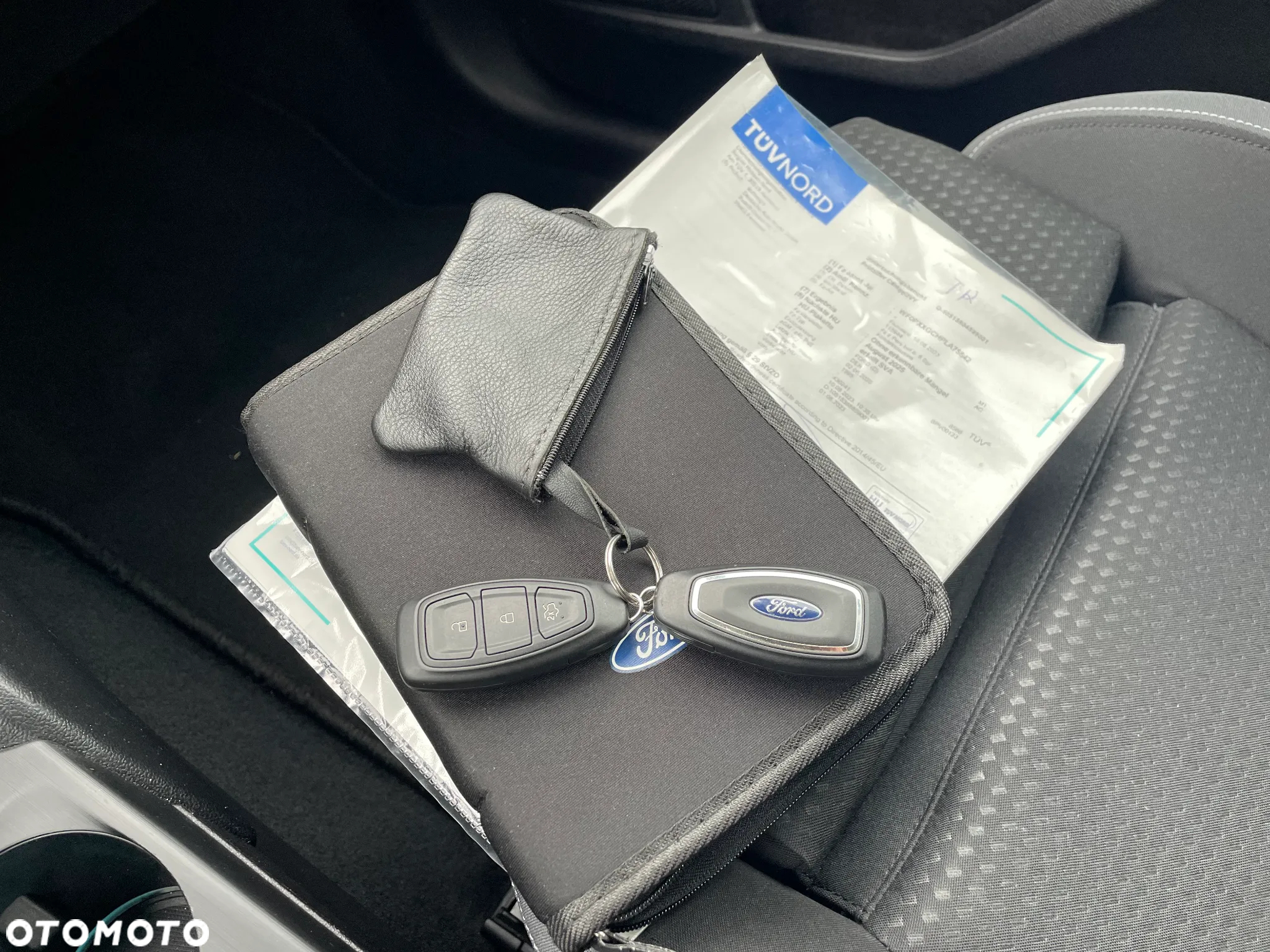 Ford Focus 1.5 EcoBlue Start-Stopp-System TITANIUM - 22